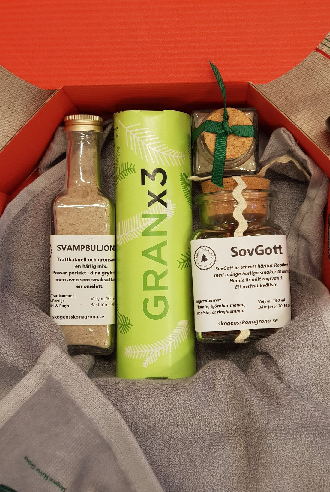 6+1 =7 härliga lokalproducerade produkter i en snygg presentförpackning ! Nyhet